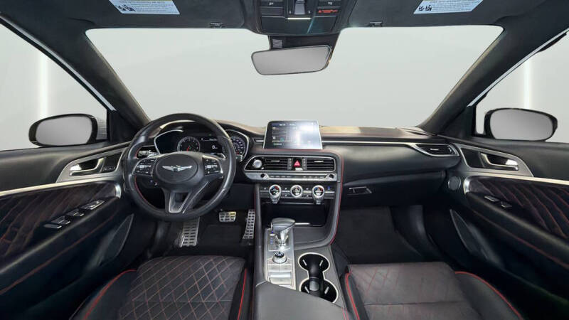 2020 Genesis G70