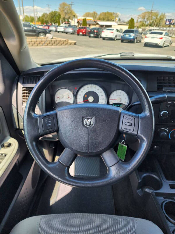 2011 RAM Dakota