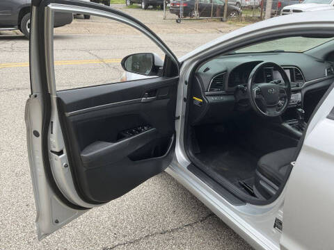 2018 Hyundai Elantra