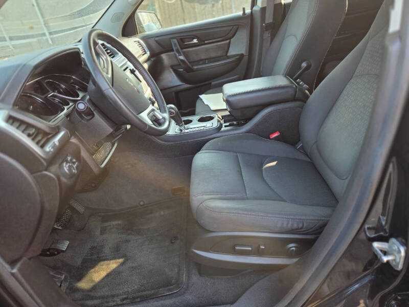 2015 GMC Acadia SLE-2