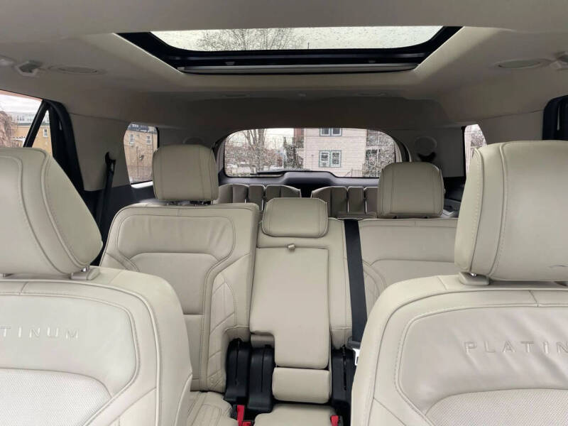 2019 Ford Explorer Platinum