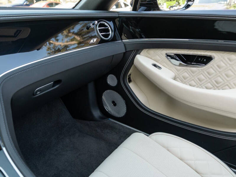 2023 Bentley Continental