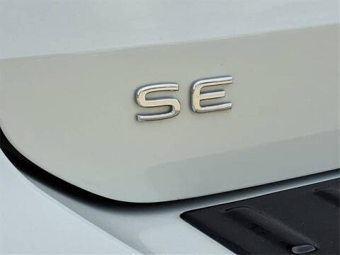 2024 Volkswagen Taos SE Black