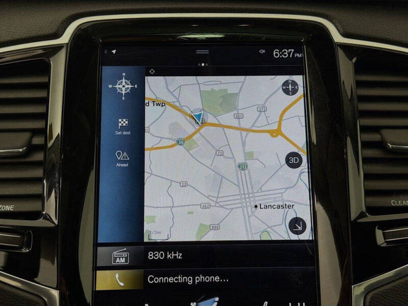 2016 Volvo XC90 T6 Momentum