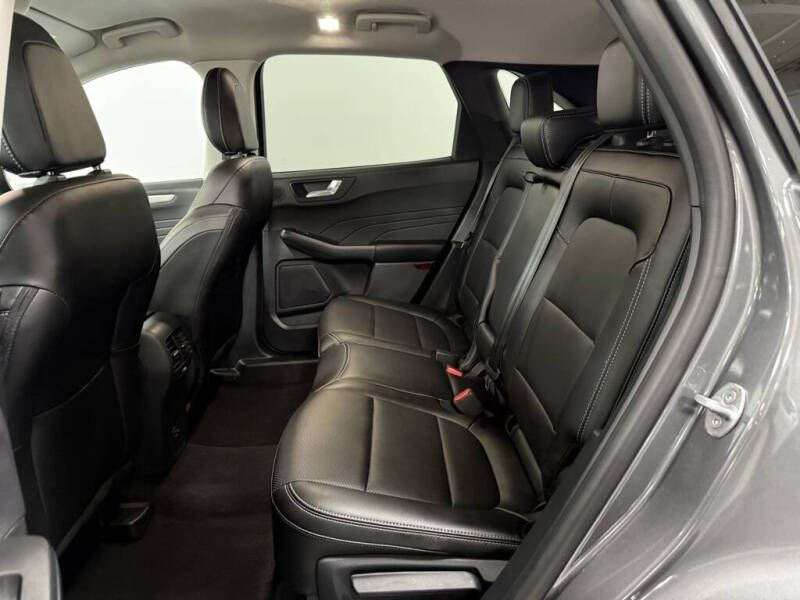 2022 Ford Escape Hybrid SEL