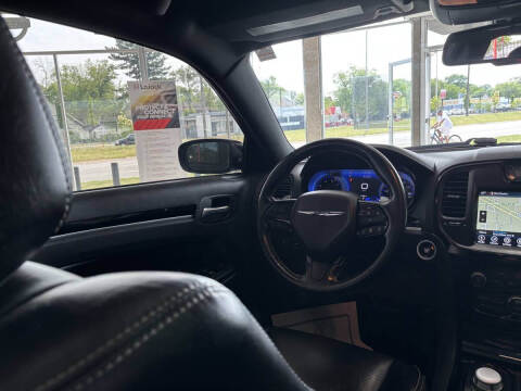 2021 Chrysler 300