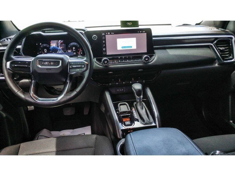 2024 GMC Canyon Elevation