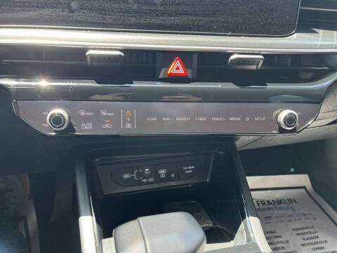 2025 Kia K5