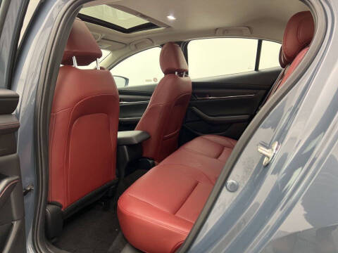 2025 Mazda Mazda3 Sedan 2.5 S Carbon Edition