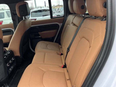 2023 Land Rover Defender 110 V8