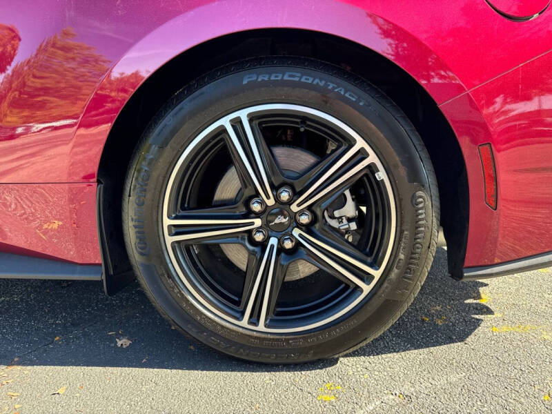 2025 Ford Mustang EcoBoost Premium