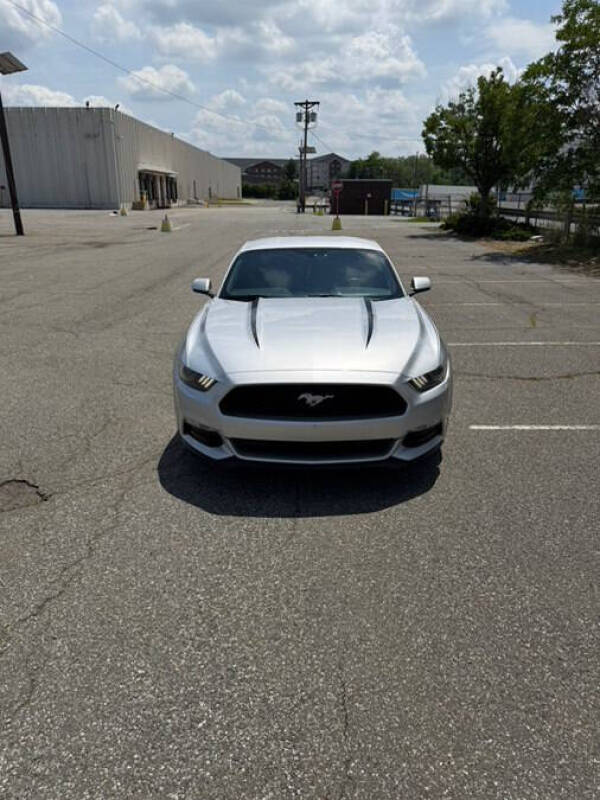 2017 Ford Mustang V6