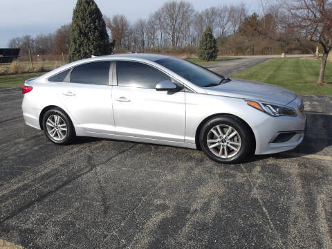 2016 Hyundai Sonata for sale at Crossroads Used Cars Inc. in Tremont IL