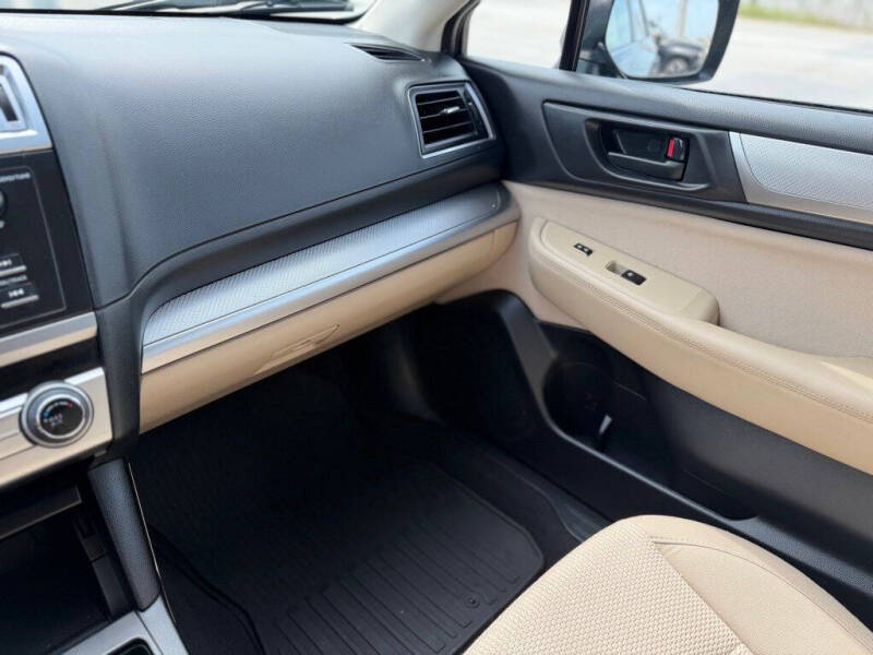 2017 Subaru Outback 2.5i
