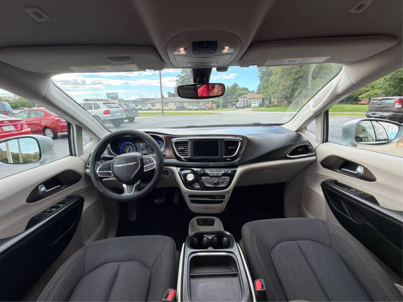 2018 Chrysler Pacifica Touring Plus