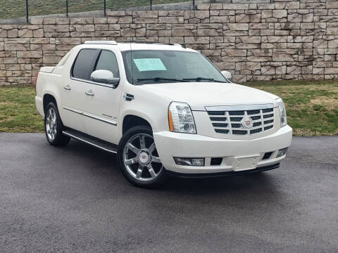 2011 Cadillac Escalade EXT for sale at Car Hunters LLC in Mount Juliet TN