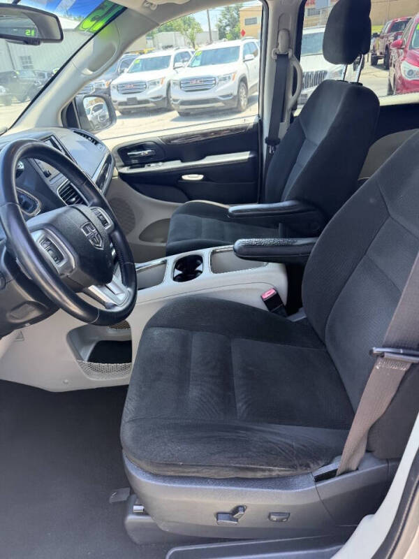 2015 Dodge Grand Caravan SXT Plus