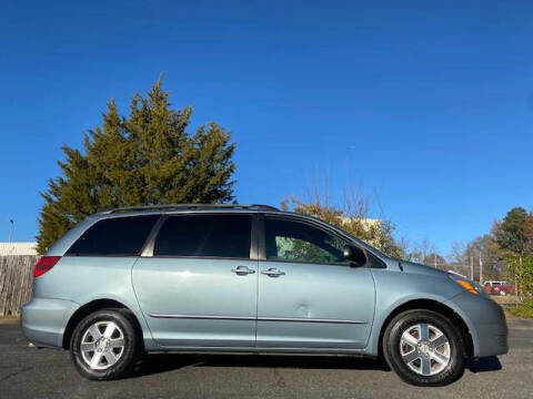 2005 Toyota Sienna