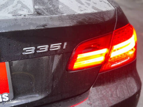 2012 BMW 3 Series 335i