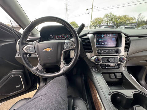 2019 Chevrolet Suburban LT