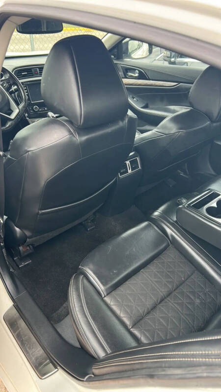 2017 Nissan Maxima Platinum