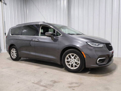 2022 Chrysler Pacifica for sale at Budget Car Sales in Douglas GA