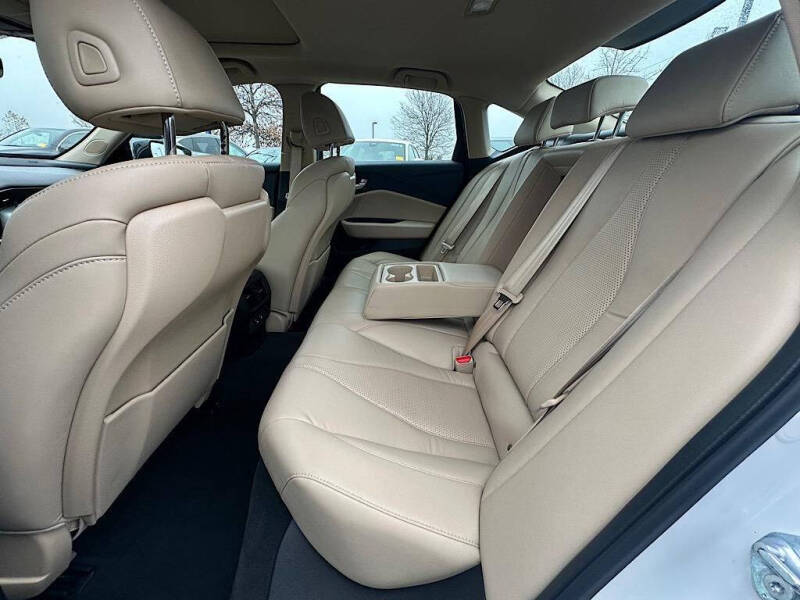 2025 Acura TLX w/Tech