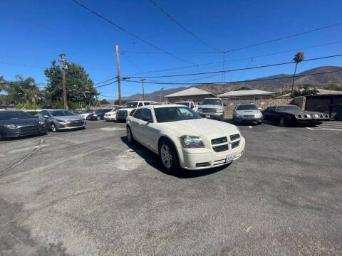 2005 Dodge Magnum for sale at Silver Star Auto in San Bernardino CA