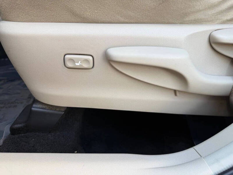 2012 Toyota Prius v