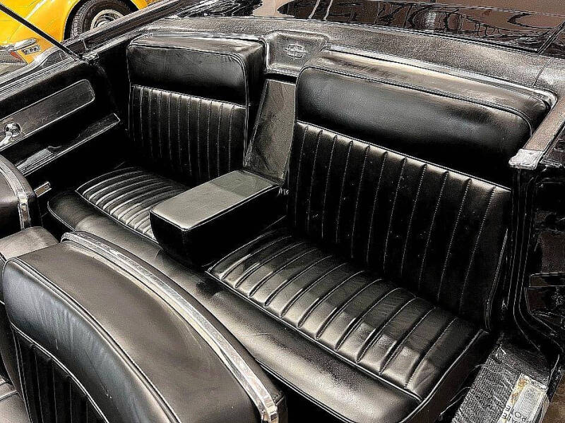 1961 Lincoln Continental