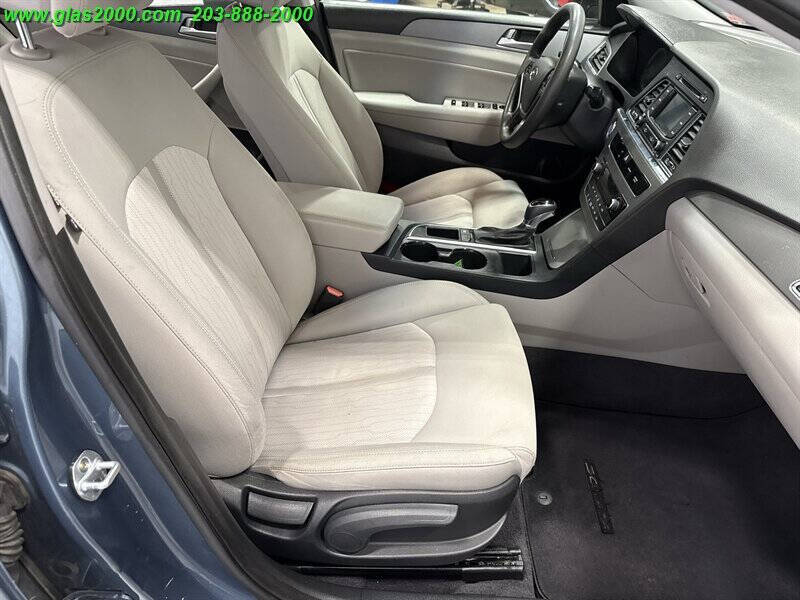 2016 Hyundai Sonata Hybrid SE