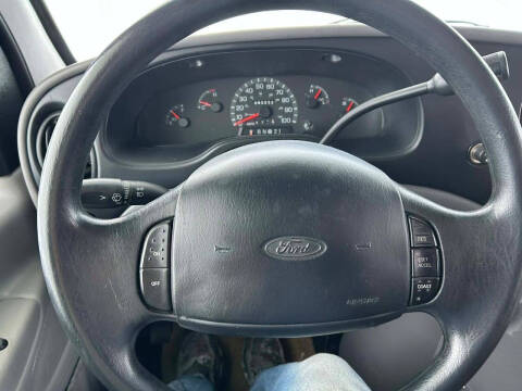 2001 Ford E-Series E-450 SD