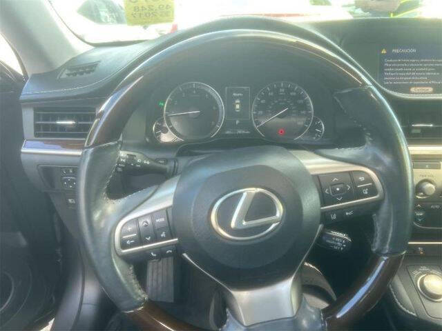 2017 Lexus ES 350