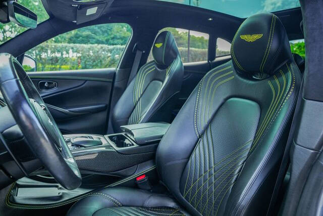 2021 Aston Martin DBX