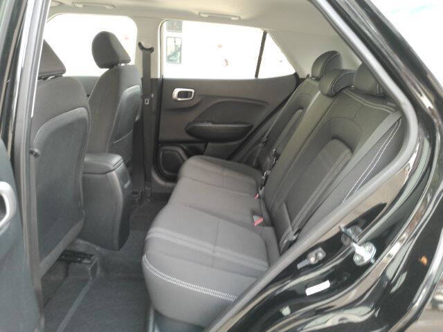 2022 Hyundai Venue SEL