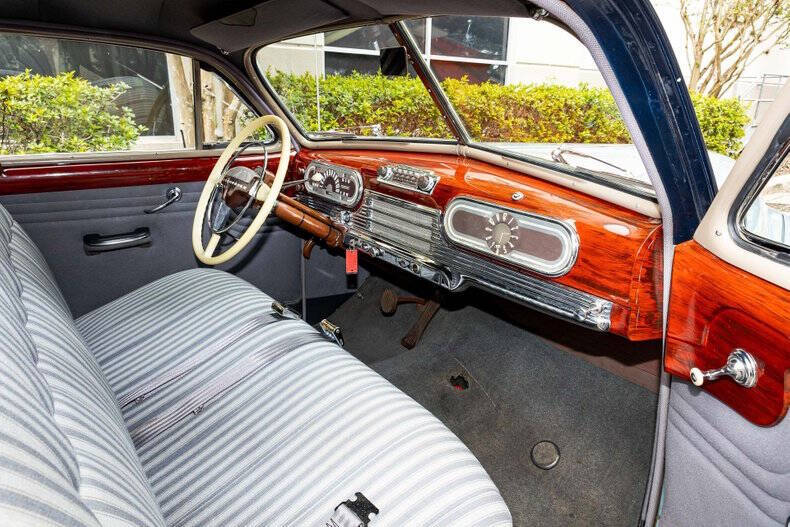 1946 Oldsmobile Ninety-Eight