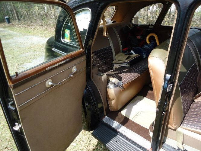 1940 Oldsmobile G60