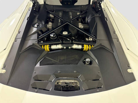 2017 Lamborghini Aventador LP 700-4