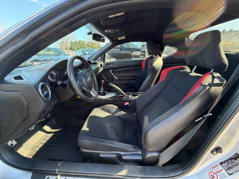 2013 Scion FR-S