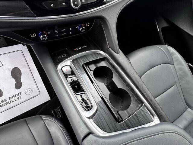 2023 Buick Enclave Essence