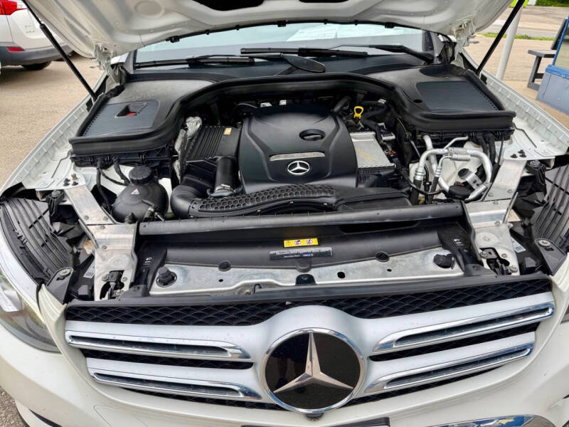2017 Mercedes-Benz GLC GLC 300 4MATIC