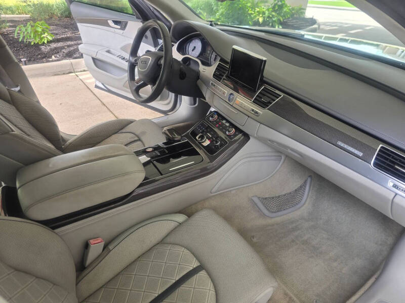 2014 Audi S8 4.0T quattro