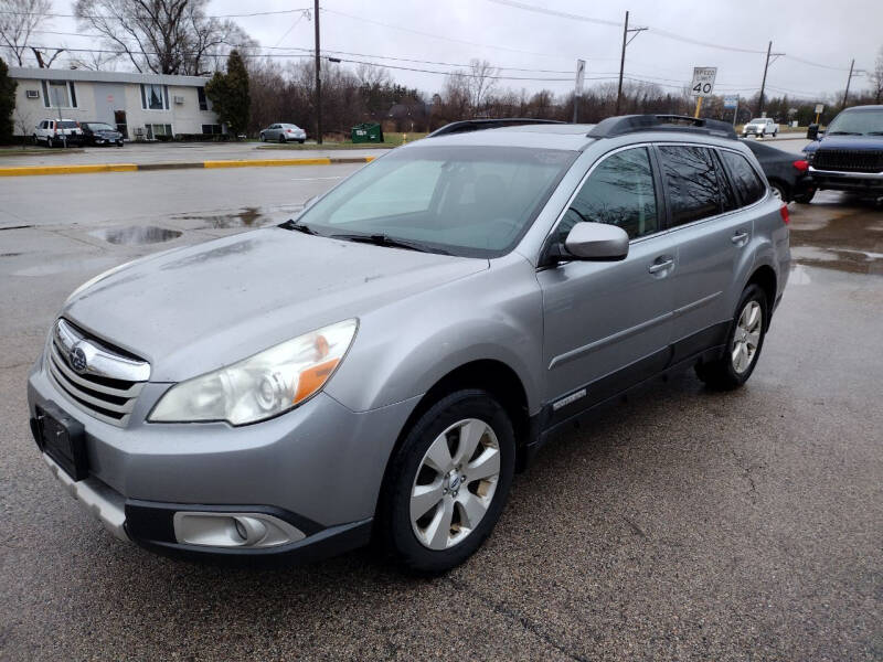 2011 Subaru Outback for sale at GLOBAL AUTOMOTIVE in Grayslake IL