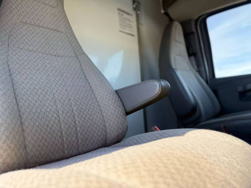 2021 Chevrolet Express 3500