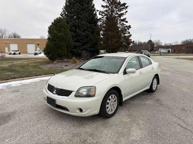 2007 Mitsubishi Galant ES's photo