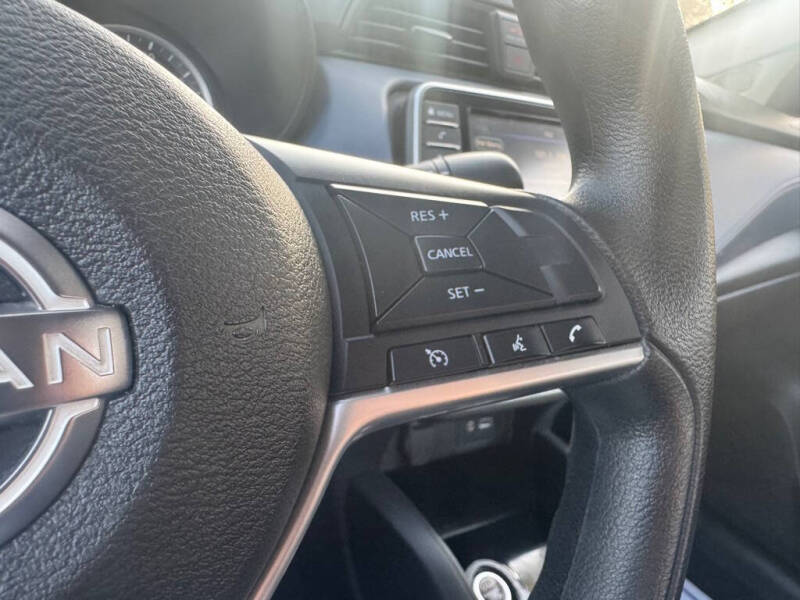 2023 Nissan Versa SV