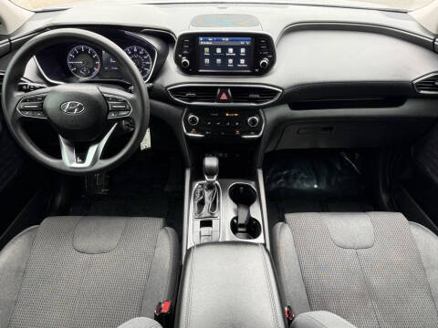 2019 Hyundai Santa Fe SE 2.4L