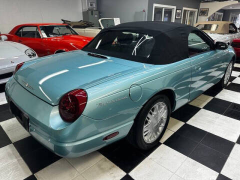 2002 Ford Thunderbird Deluxe