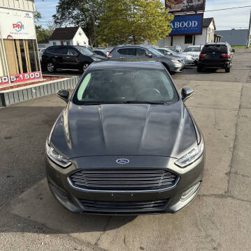 2016 Ford Fusion SE