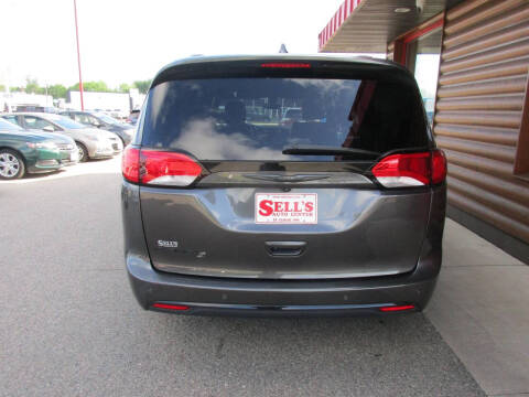 2019 Chrysler Pacifica Touring L